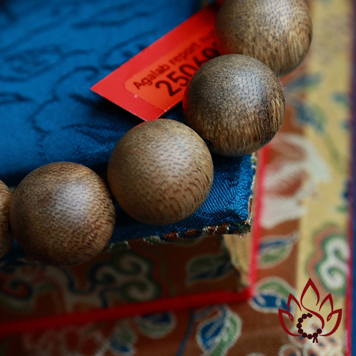 Vòng Trầm Hương Hạt Tròn | 16 Ly | Trầm Tốc Kiến Tự Nhiên